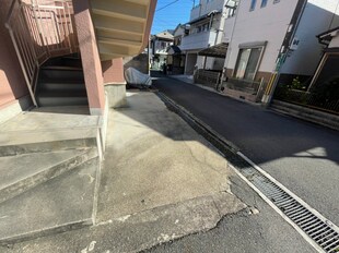 田窪マンションの物件外観写真